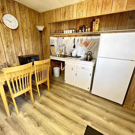 1 Bedroom Home Near Lassen Volcanic Park Paynes Creek ภายนอก รูปภาพ