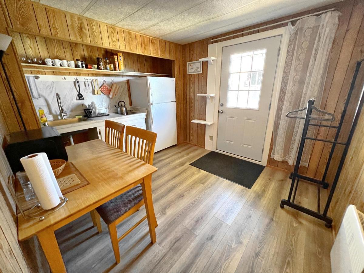 1 Bedroom Home Near Lassen Volcanic Park Paynes Creek ภายนอก รูปภาพ